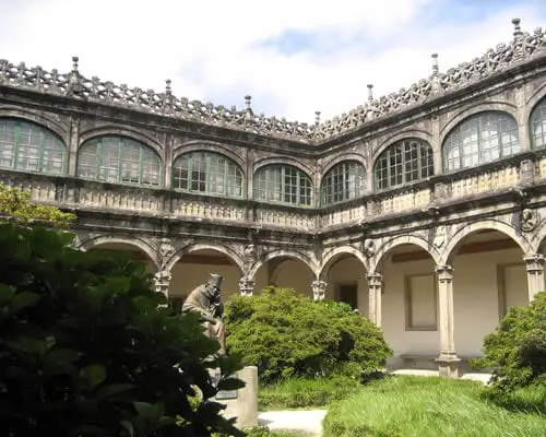 Descubre Santiago de Compostela y Burgos