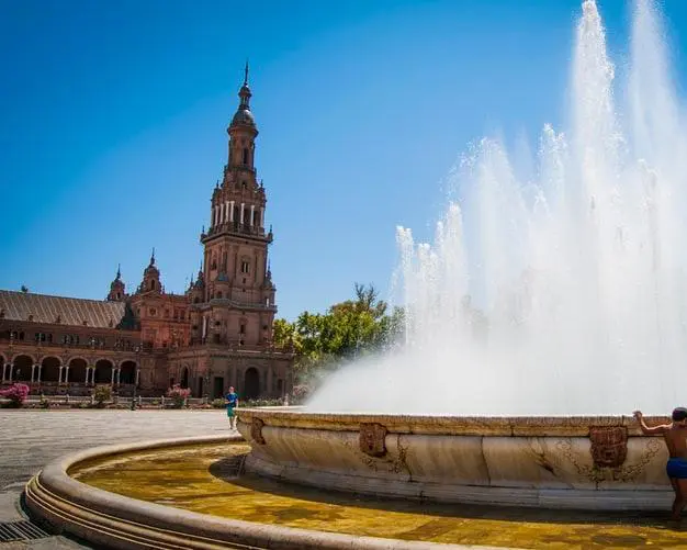 Viaja a Sevilla desde Mallorca