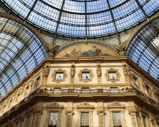 Viaje multidestino por Italia - Milano, Lecce, Livorno