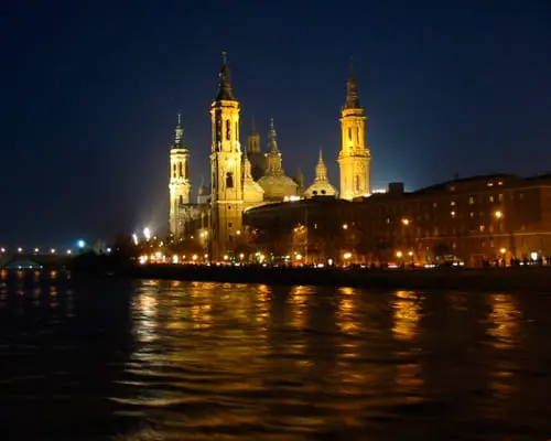 Oferta Hotel de 4 estrellas incl. desayuno en Zaragoza