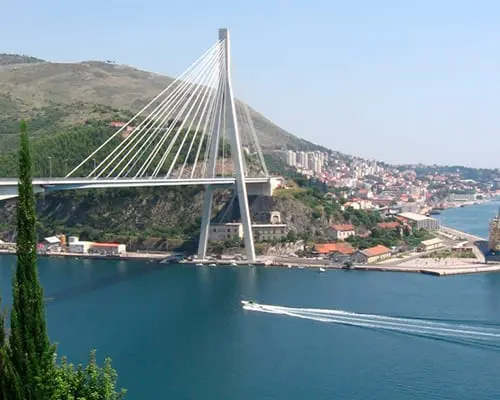 Viaje a Dubrovnik, Croacia con coche de alquiler incluido