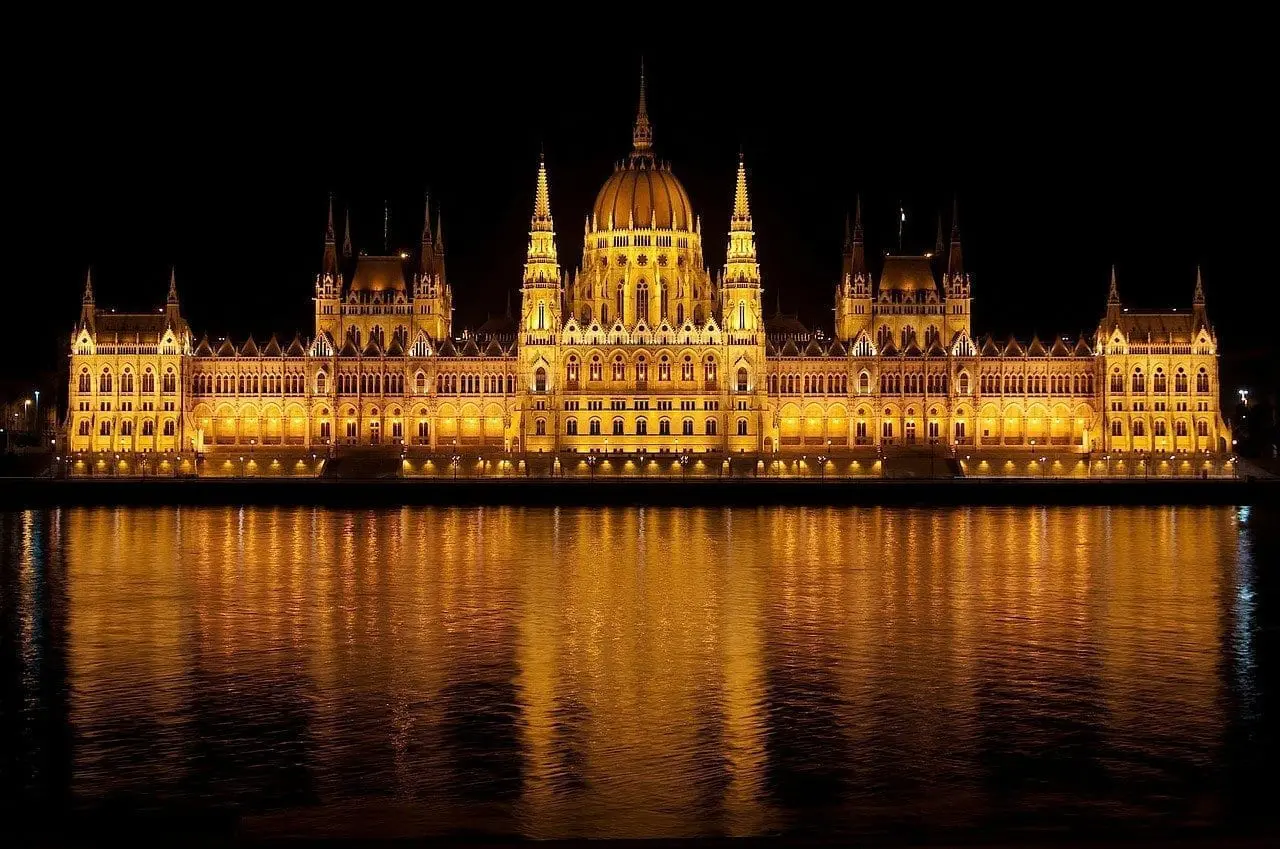 (1.) Parlamento Húngaro Budapest Hungría Hungría