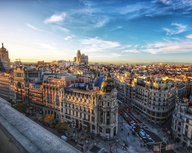 Oferta Hotel de 4 estrellas incl. desayuno en Madrid
