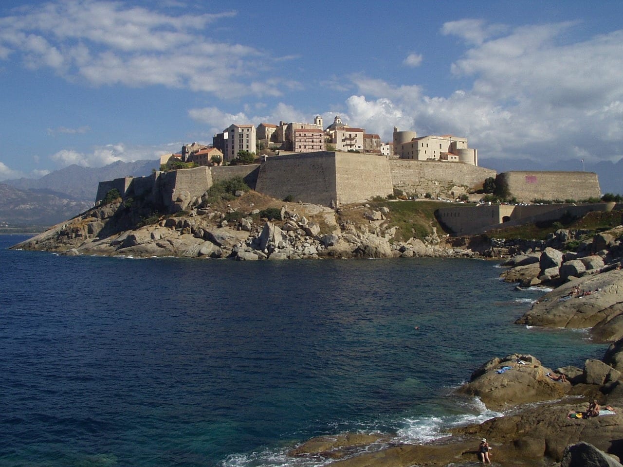 Viajes a Calvi, Córcega