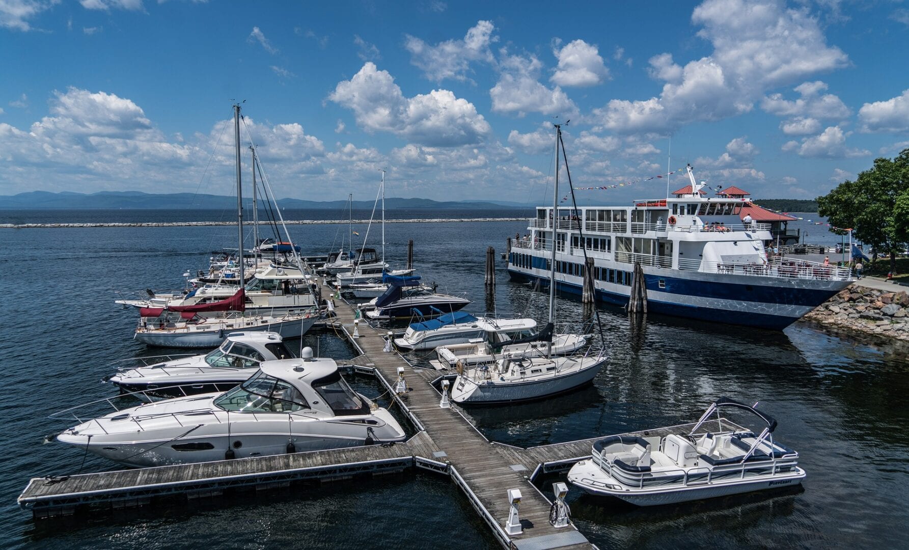 Viajes a Port Henry NY