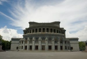 El teatro de la ópera de Ereván. Armenia