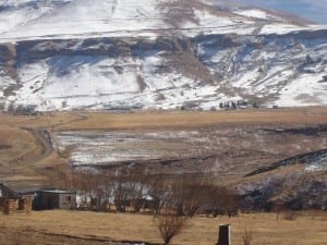 Nieve en las montañas de Lesotho Lesotho