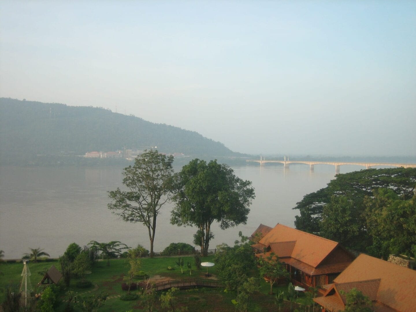Vista del río Mekong en Pakse República Democrática Popular Lao