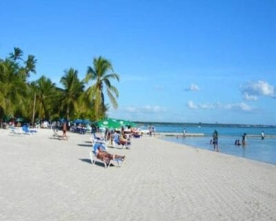 (2.) Boca Chica República Dominicana