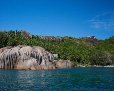 (1.) Isla Félicité Seychelles