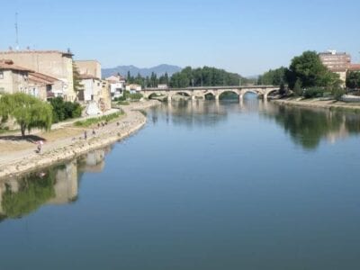(2.) Miranda de Ebro España