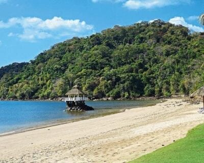 (3.) Playa Bonita Panamá