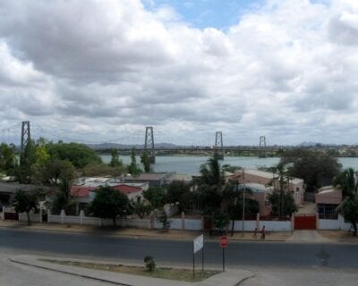 (2.) Tete Mozambique