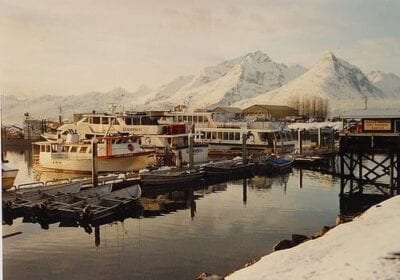 (1.) Valdez AK Estados Unidos