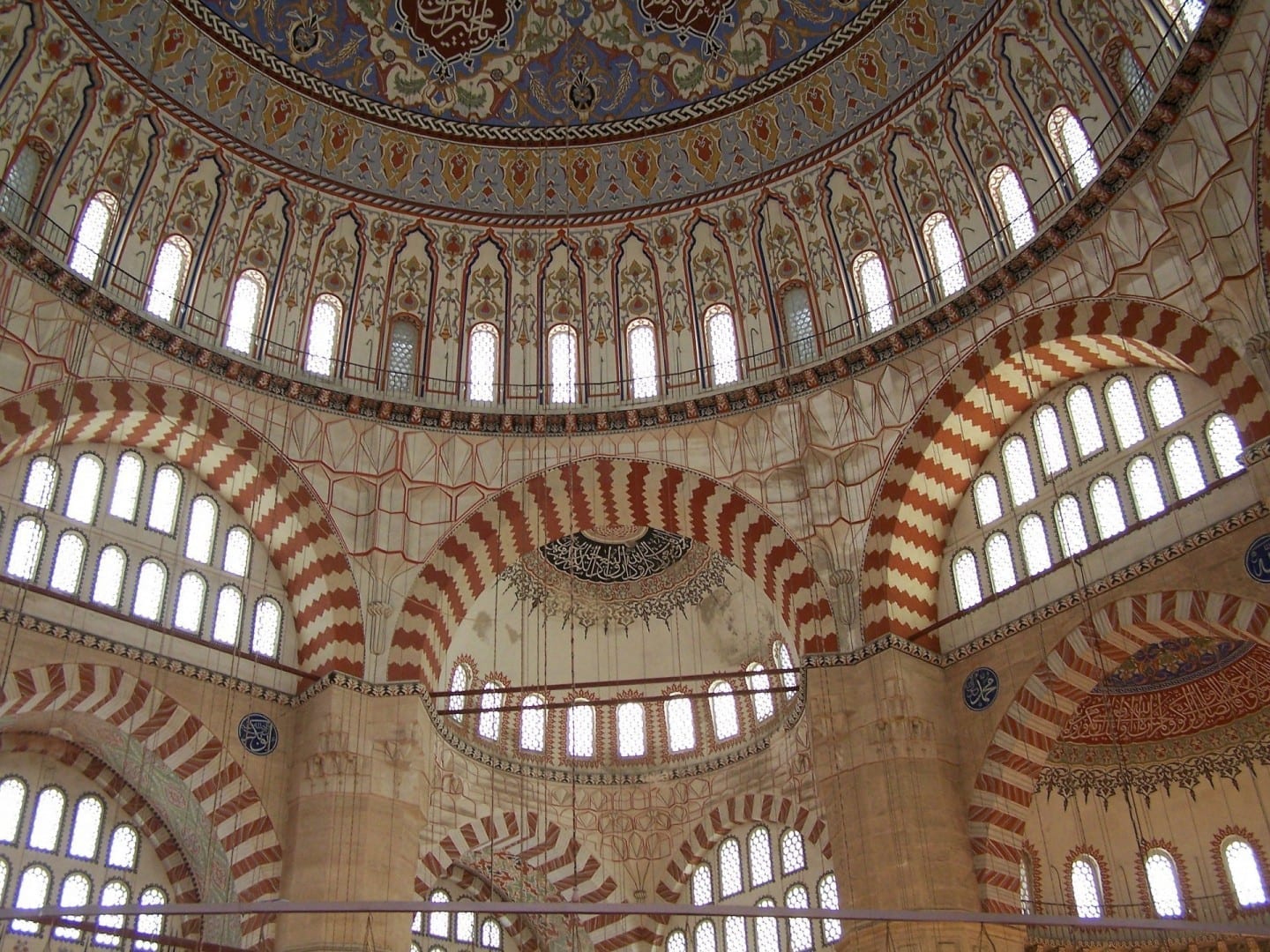 Detalle del interior de la Mezquita Selimiye Edirne Turquía
