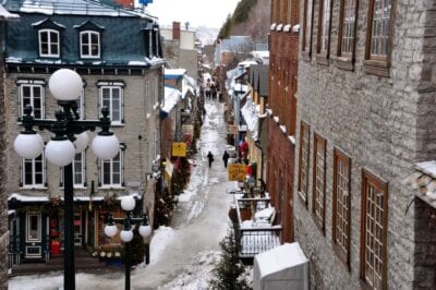 El invierno en la parte baja de la ciudad Quebec Canadá