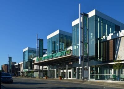 El Mercado de Agricultores del Puerto, situado junto a la terminal de cruceros y al Museo Canadiense de la Inmigración en el Muelle 21 Halifax (Nueva Escocia) Canadá
