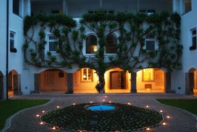 (2.) Innsbruck Austria Hotel Austria