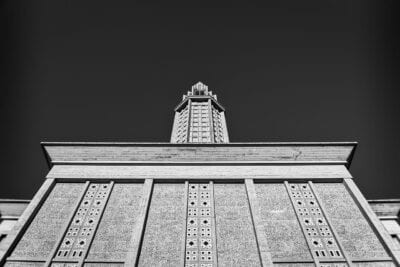 La Iglesia De San José Torre Le Havre Francia