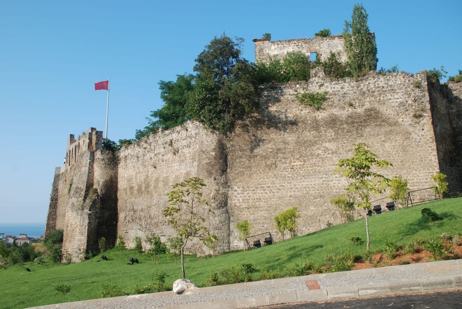 Las antiguas murallas de la ciudad de Trabzon Trebisonda Turquía