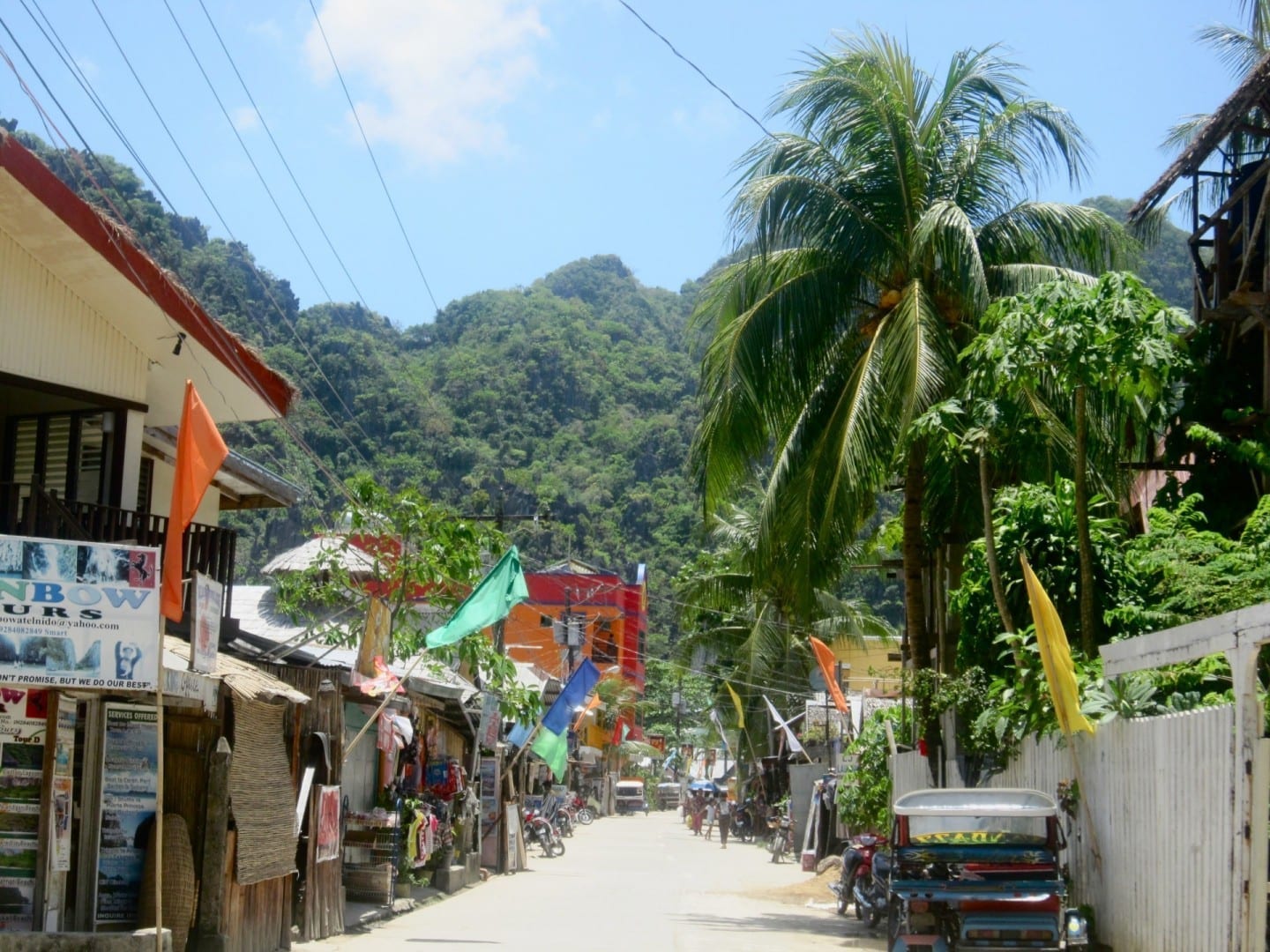 Las calles de la pequeña ciudad de El Nido. El NIdo Filipinas