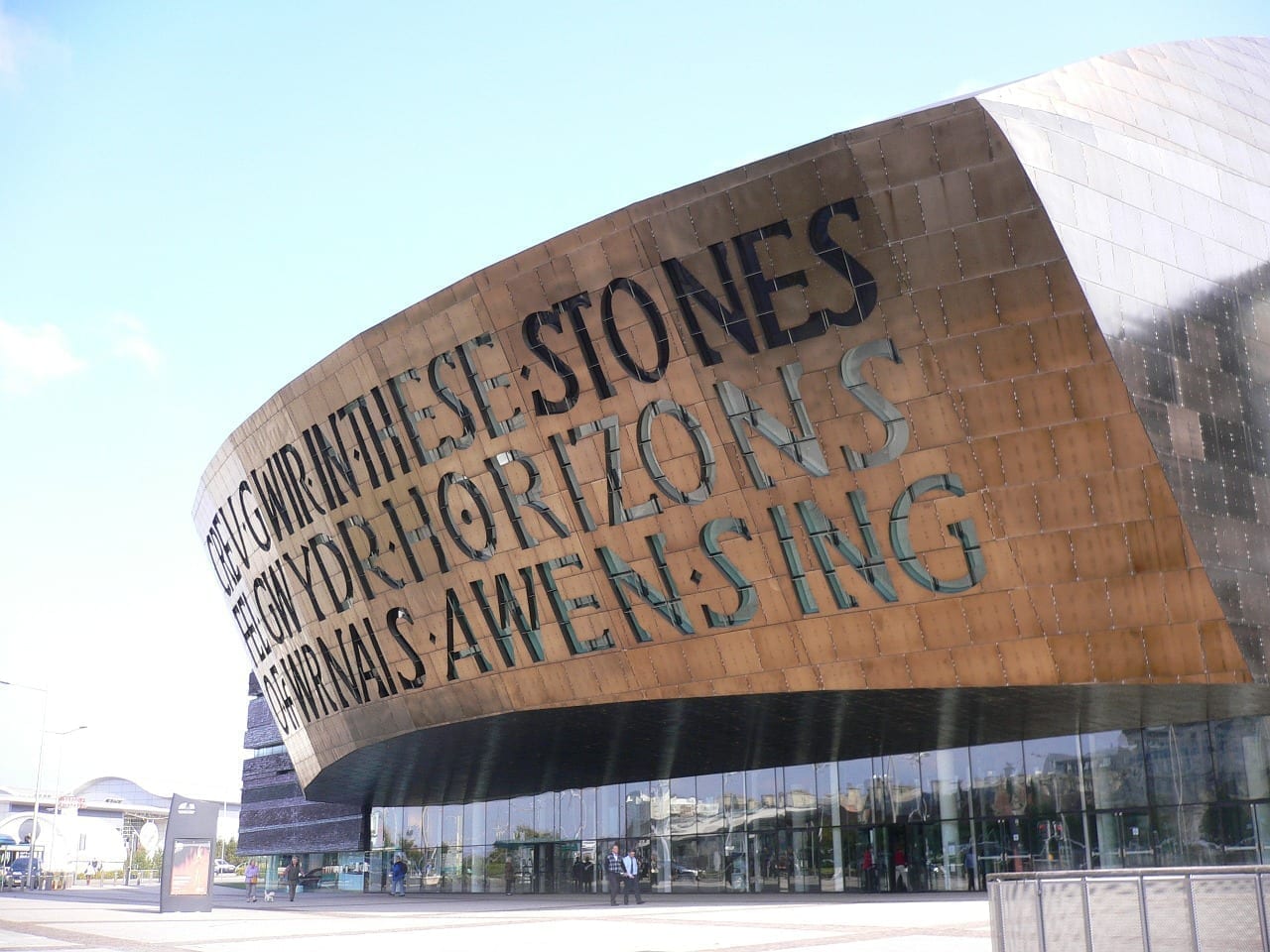 Viajes a Cardiff