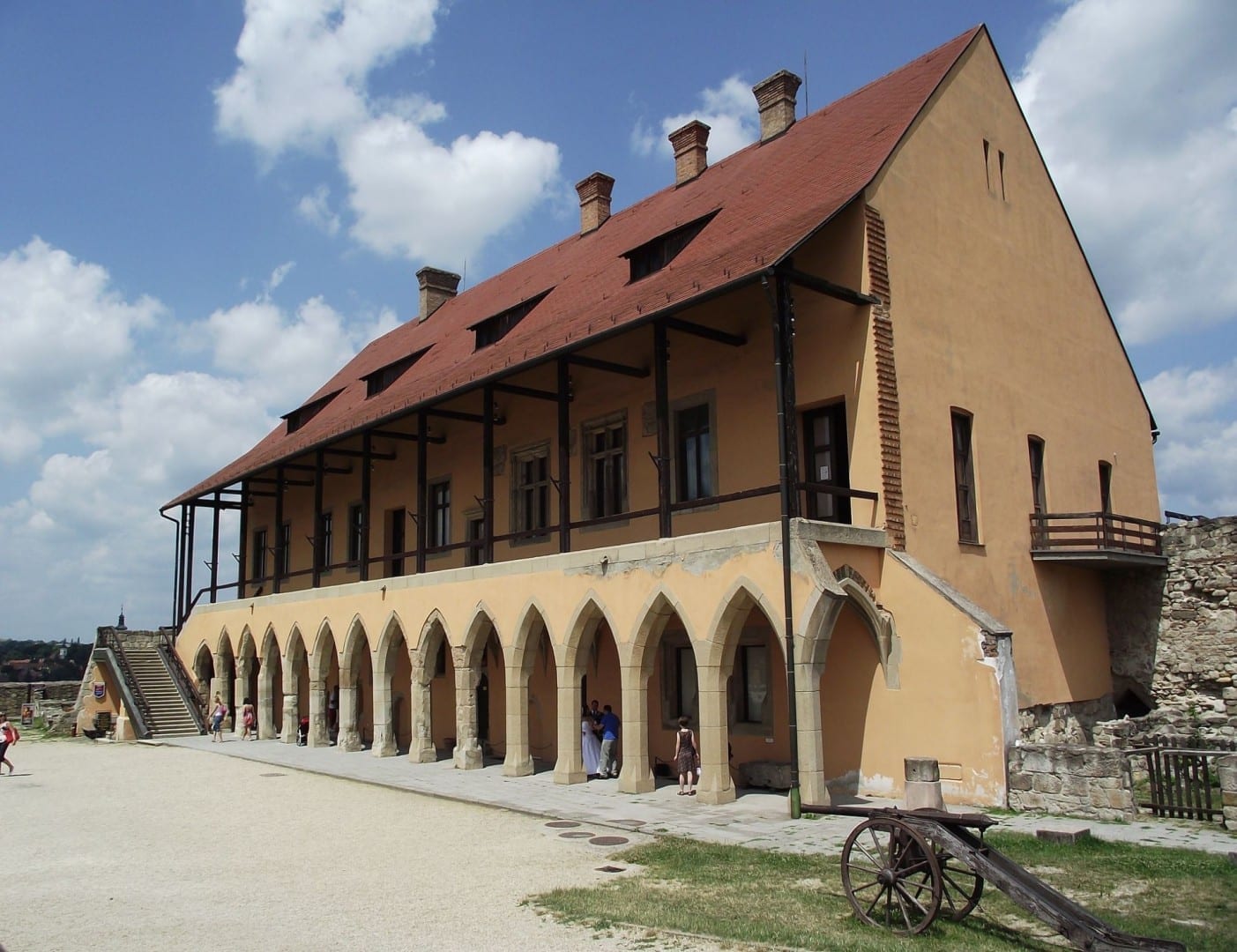 Palacio Gótico en el Castillo de Eger Eger Hungría