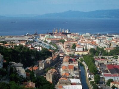 Panorama de Rijeka con el río Rječina Rijeka Croacia