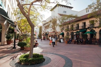 Paseo Nuevo, cerca de la calle State Santa Barbara CA Estados Unidos