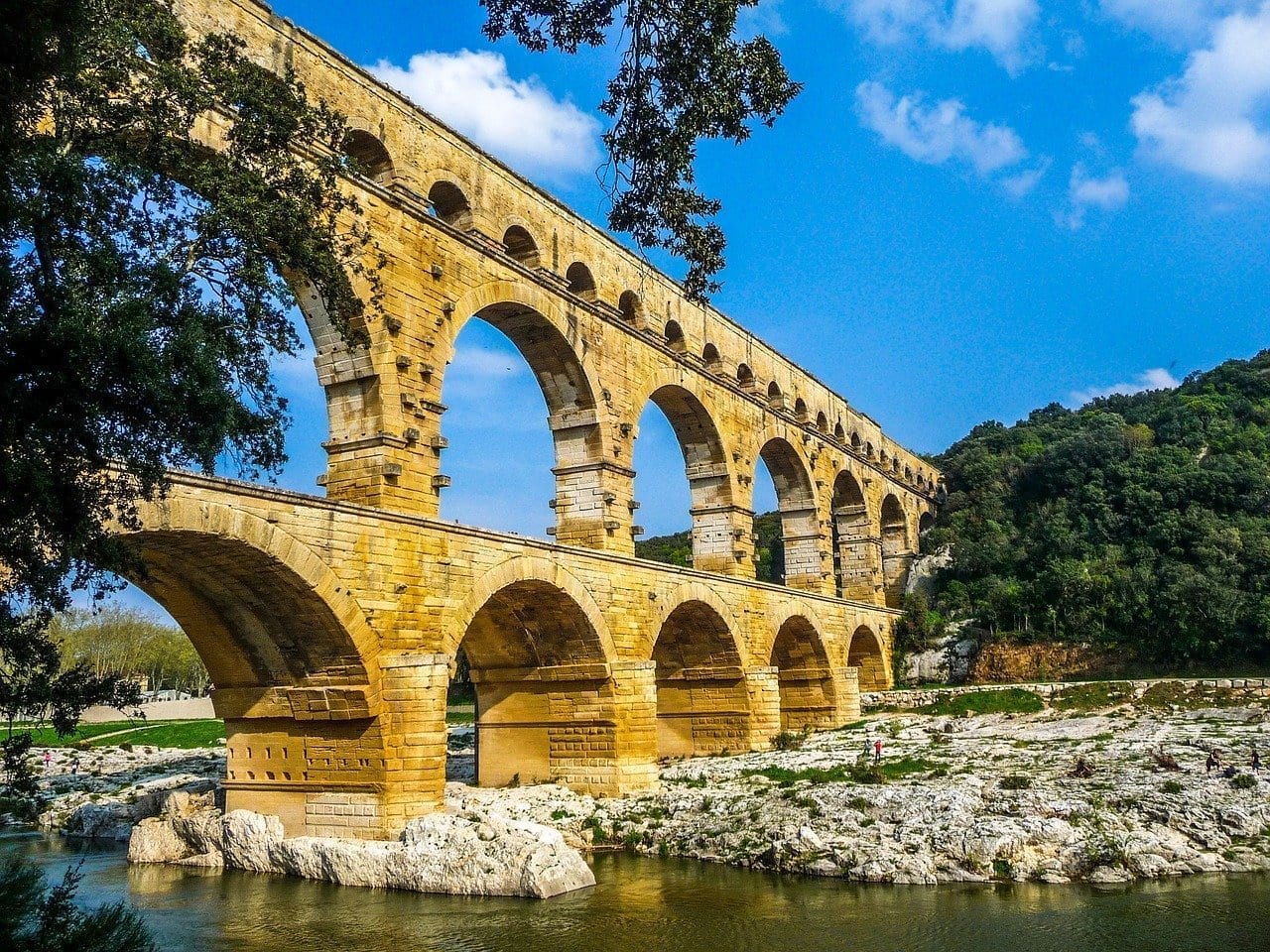 Pont Du Gard Nimes Arles Francia