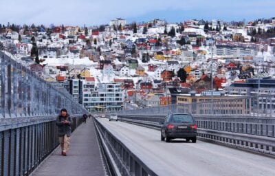 Puente De Tromso Impresionante Escénico Noruega