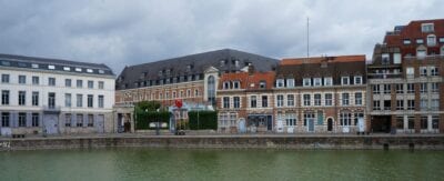 Quai du Wault y Couvent (convento) des Minimes Lille Francia