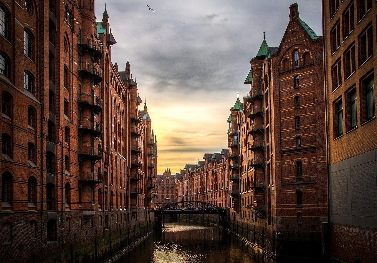 Río Edificios Hamburgo Alemania