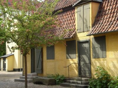 Un ejemplo de los muchos edificios de los siglos XV y XVI en Odense Odense Dinamarca