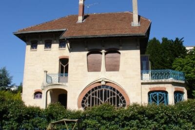 Una villa Art nouveau en el distrito de Saurupt Nancy Francia