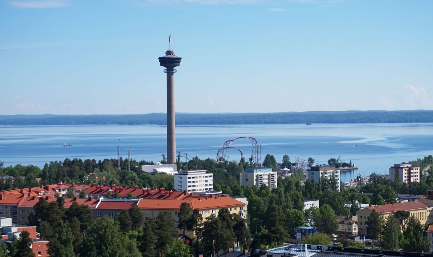 Vista de la torre de Näsinneula en Tampere Tampere Finlandia