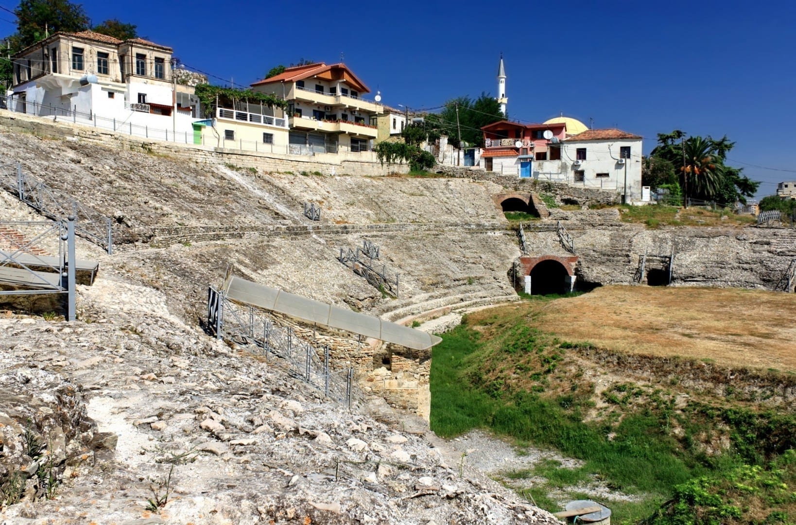 Durres, Anfiteatro Romano Durres Albania