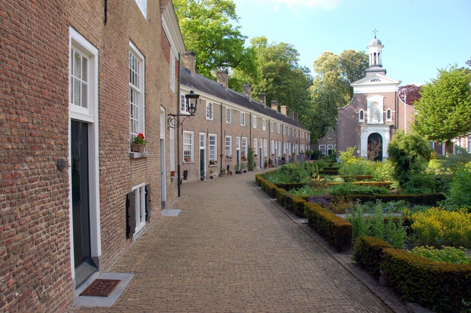 El Begijnhof es un lugar tranquilo, como lo era hace 100 años. Breda Países Bajos