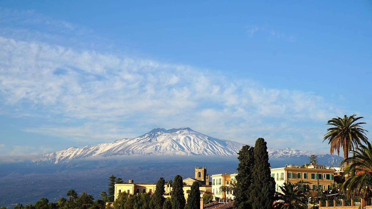 Etna Volcán Sicilia Italia