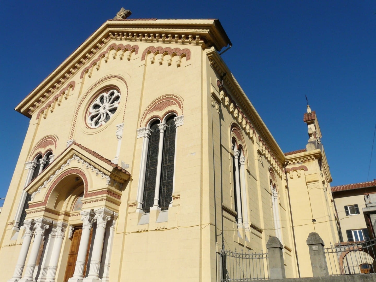 Iglesia del Sagrado Corazón - (Chiesa del Sacro Cuore) La Spezia Italia