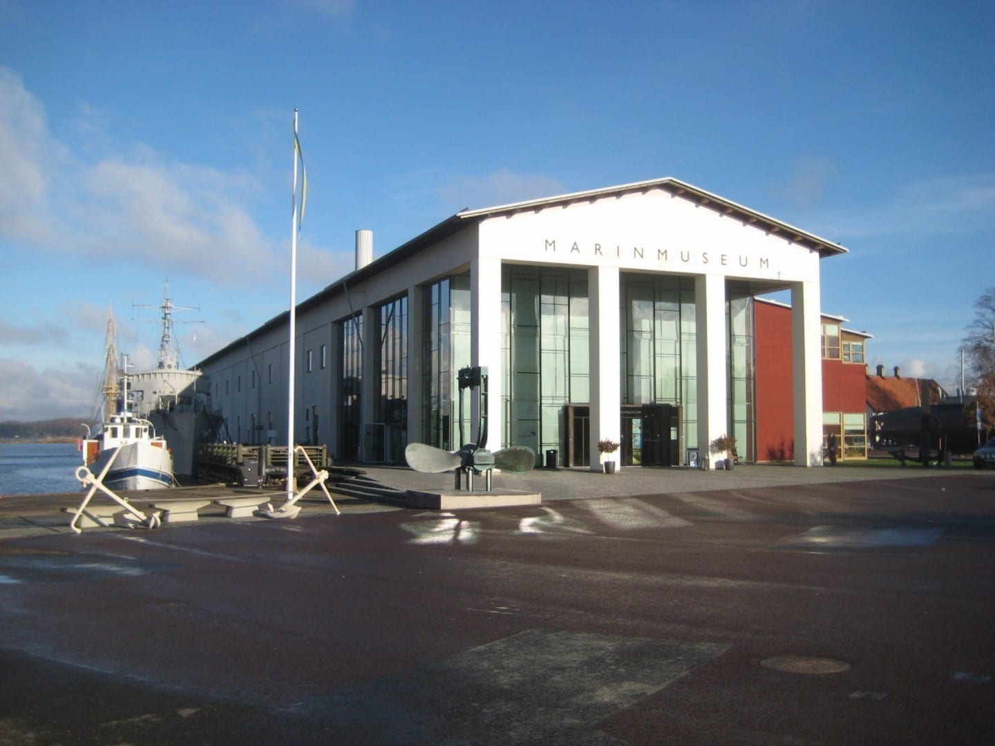La fachada del museo marítimo Karlskrona Suecia