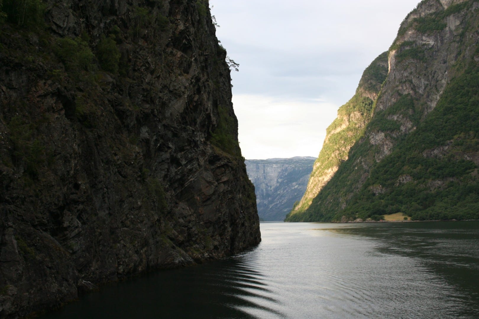 Nærøyfjord, un sitio de Patrimonio Mundial de la UNESCO Flam Noruega