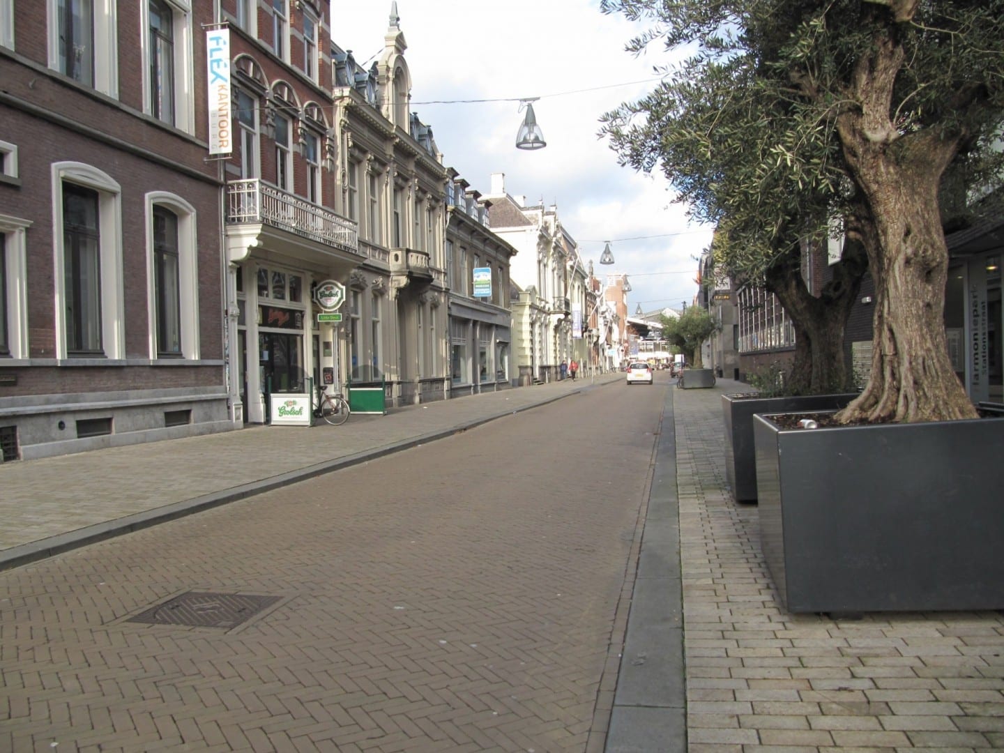 Stationstraat, una de las típicas calles históricas holandesas en Tilburg Tilburg Países Bajos