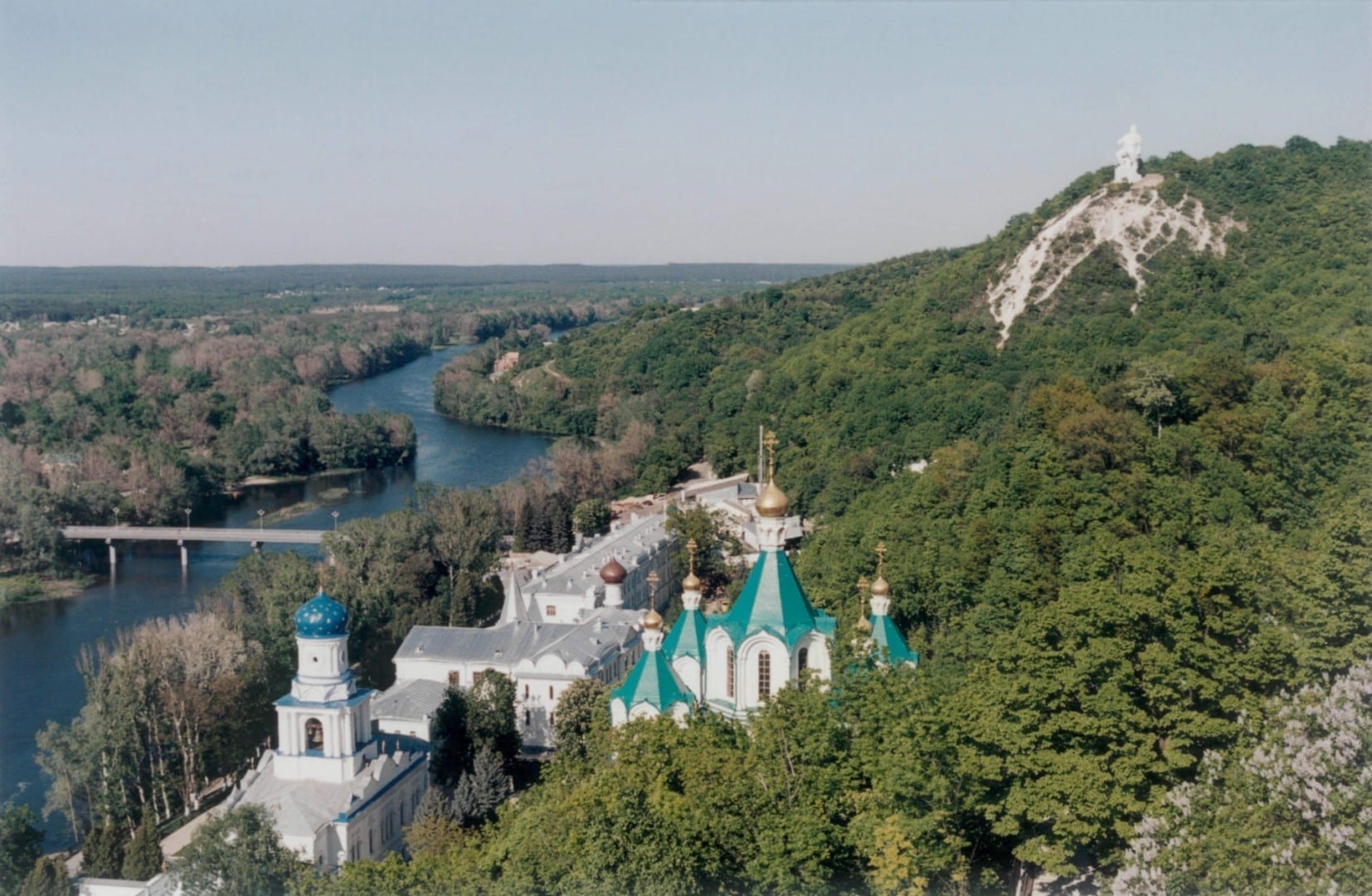 Sviatohirsk (Lit. Holy Mountain) Járkov Ucrania
