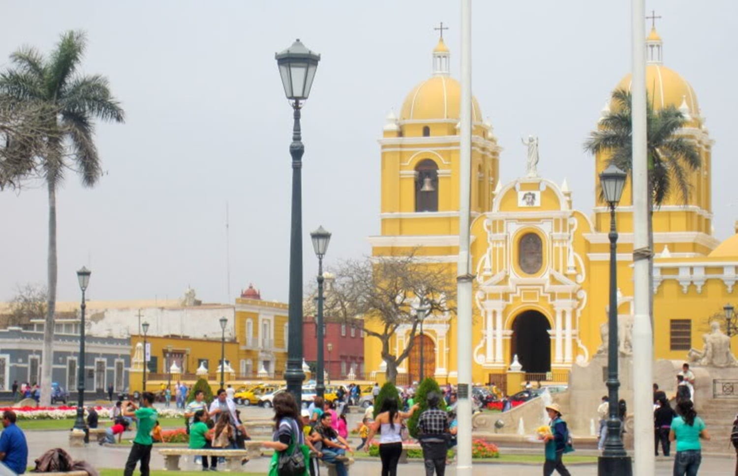 Vista de la catedral de la ciudad de Trujillo Trujillo Perú