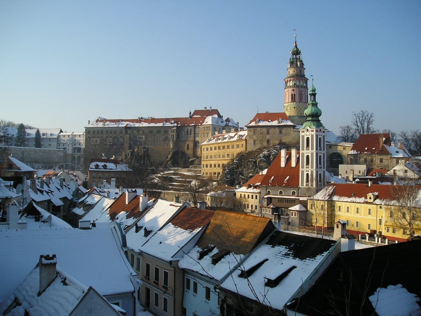 Vista del centro de la ciudad con el castillo Český Krumlov República Checa