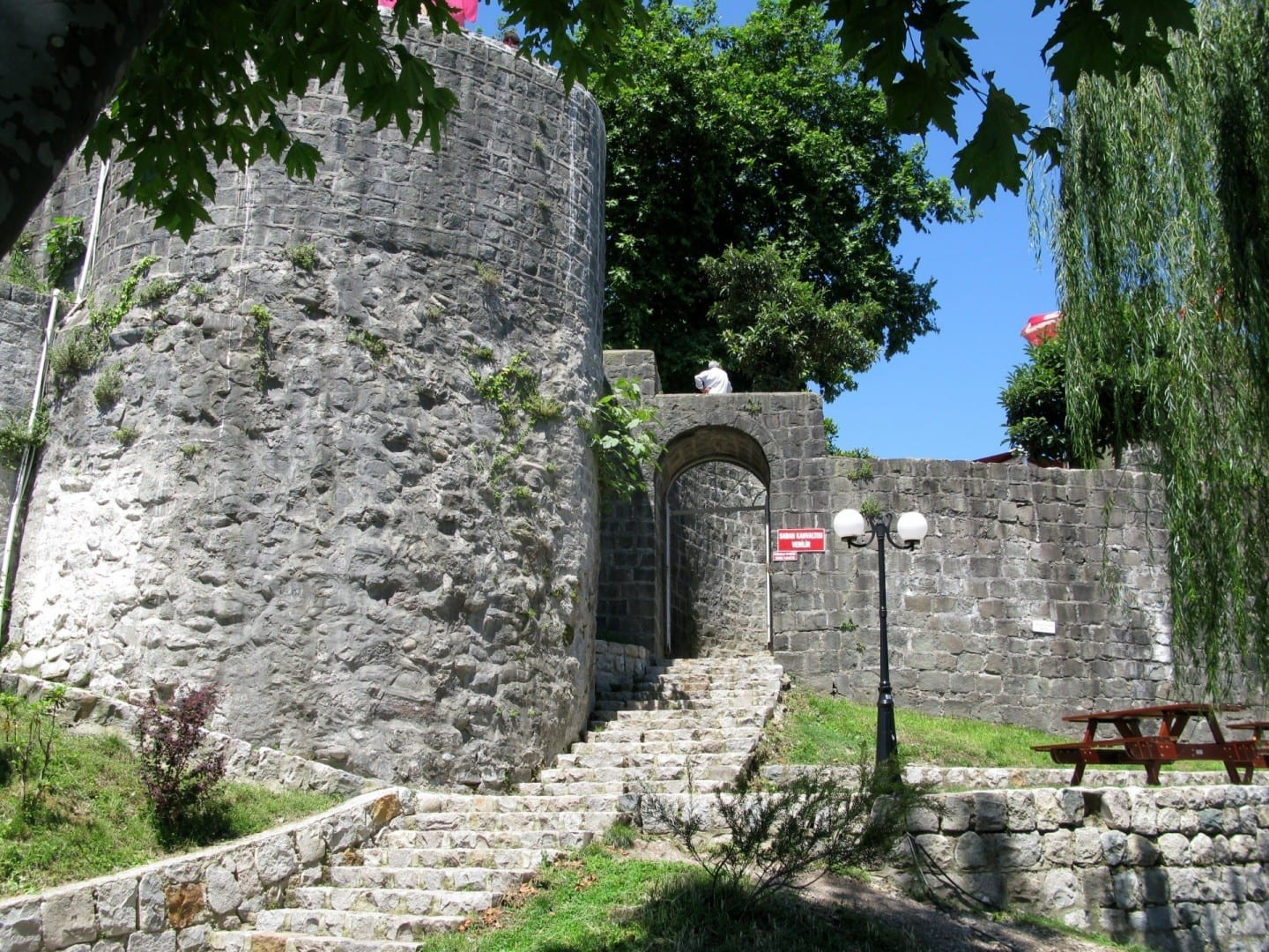 Entrada al Castillo de Rize Rize Turquía