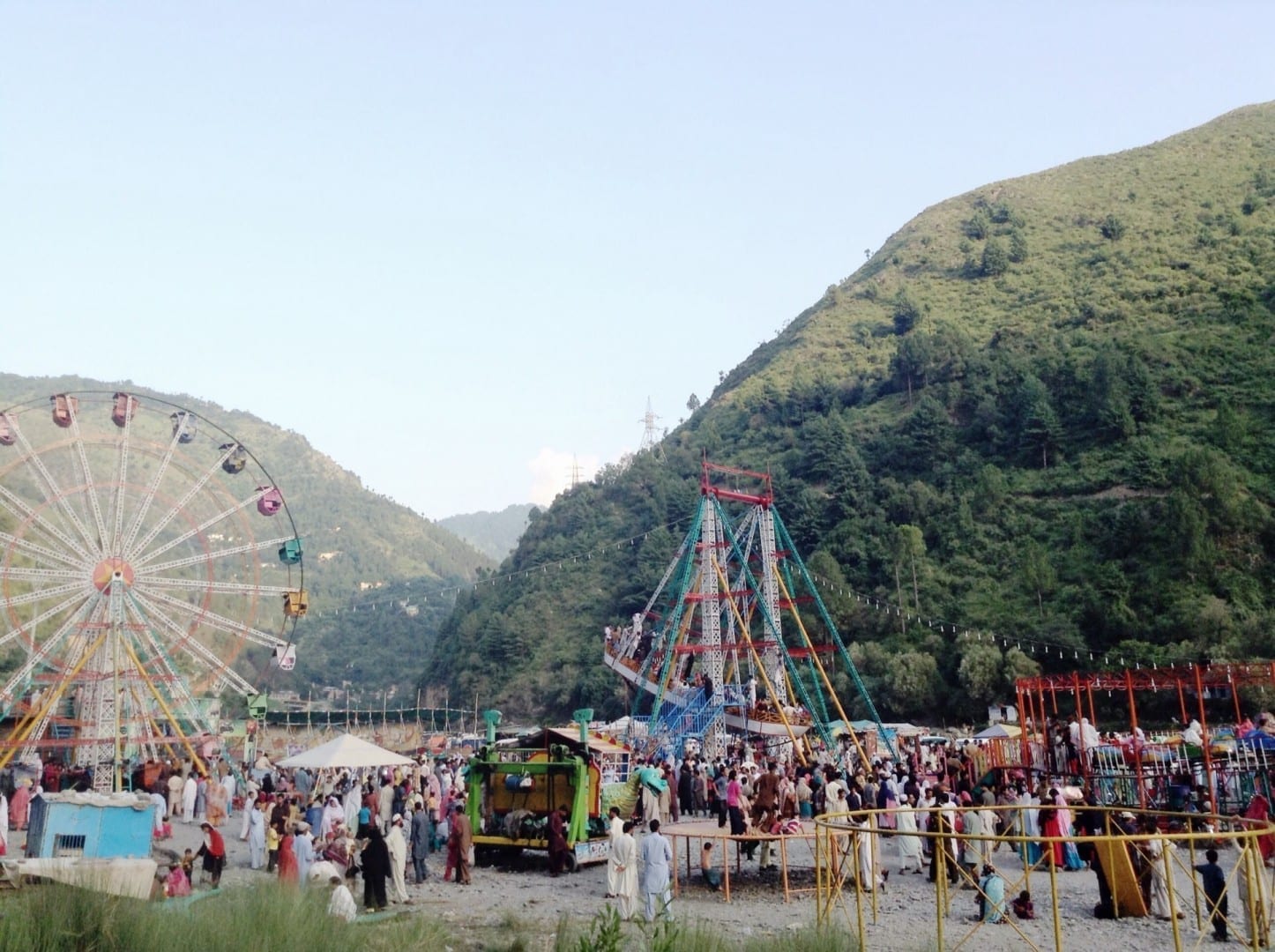 'Harnoi', un famoso lugar de picnic a 10 km de la ciudad. Abbottabad Pakistán