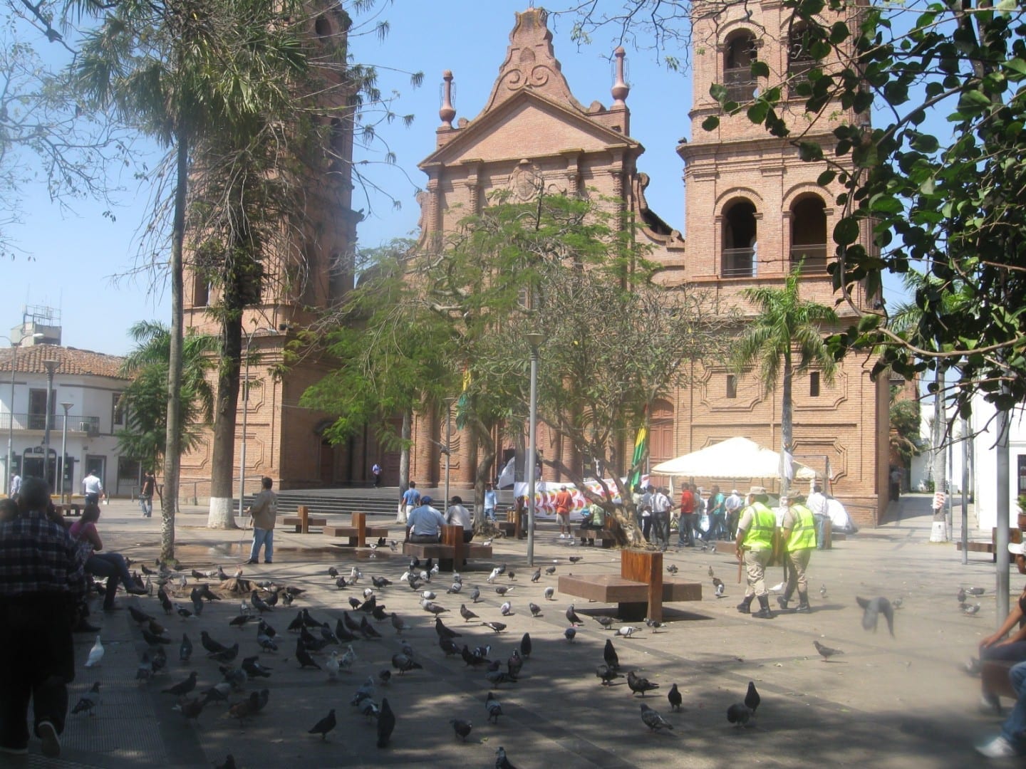 La plaza principal y la catedral Santa Cruz de la Sierra Bolivia