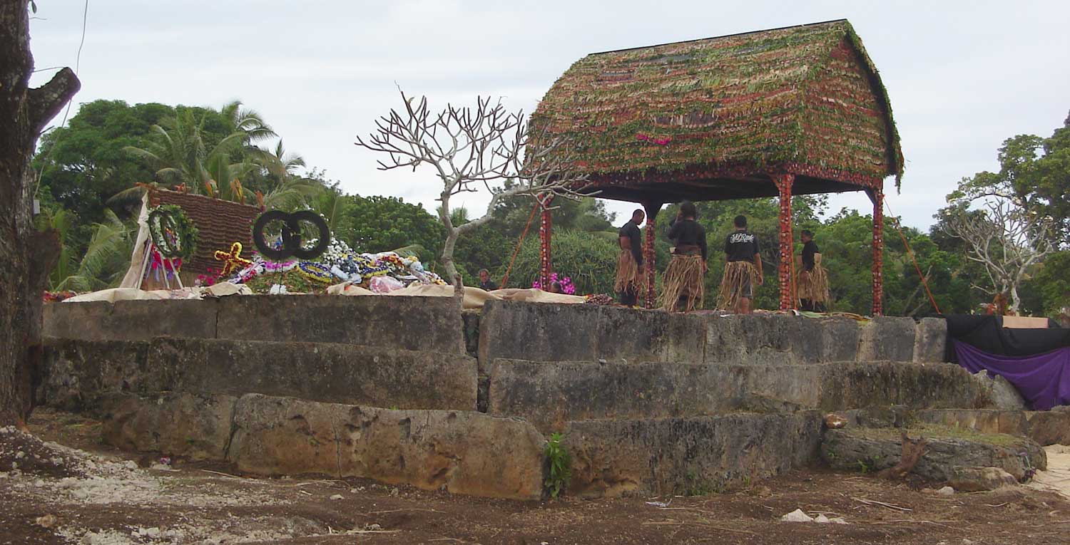 Un funeral en uno de los langis mejor conservados en Mu'a Isla Tongatapu Tonga
